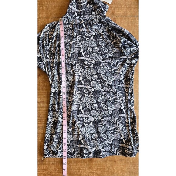 By Design NWT black and white turtle neck women's size small - Picture 5 of 9